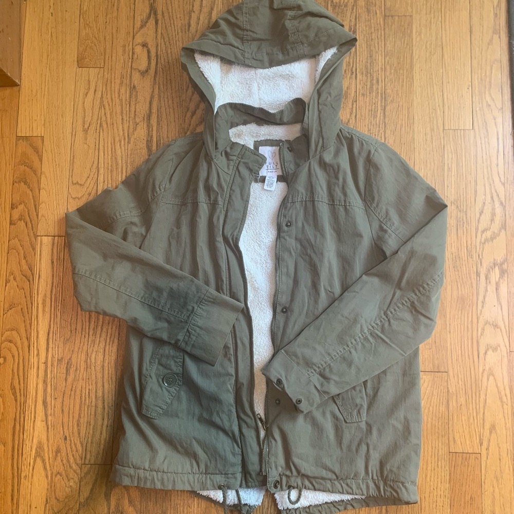Tilly’s Full Tilt Jacket Coat Sherpa Lining Sz Med